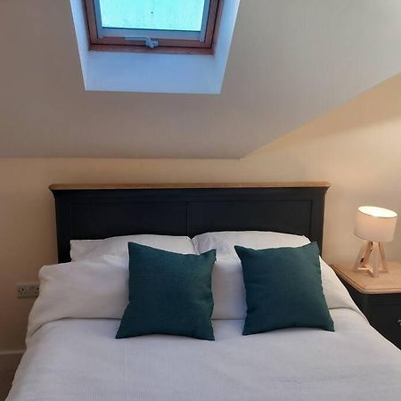 Roomy Penthouse 2 Double Bed Apartment - Spacious - Central Beeston - Free Secure Parking - Nottingham Exterior foto